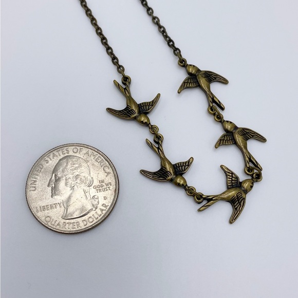 Birds Necklace Flying Bird Necklace - Picture 6 of 8